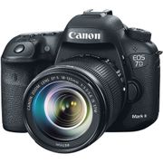 Camera-Canon-EOS-7D-Mark-II-com-Lente-EF-S-18-135mm-STM