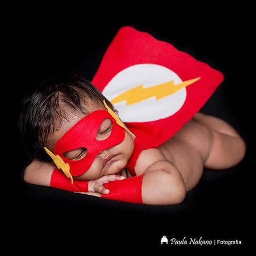 Conjunto-NewBorn-Mascara-e-Capa-de-Heroi---Flash Conjunto-NewBorn-Mascara-e-Capa-de-Heroi---Flash