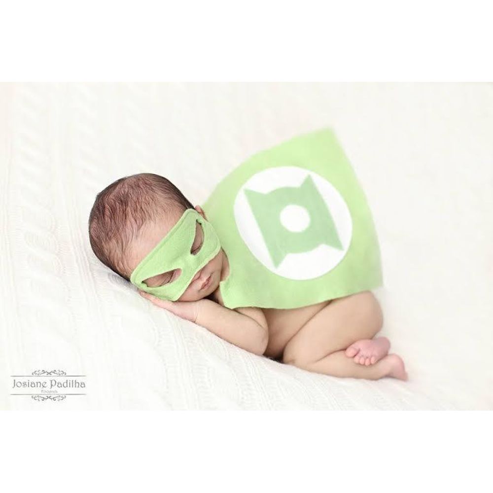 Conjunto-Newborn-Mascara-e-Capa-de-Heroi---Lanterna-Verde Conjunto-Newborn-Mascara-e-Capa-de-Heroi---Lanterna-Verde