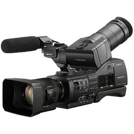 Filmadora-Sony-NEX-EA50H-com-Lente-18-200mm-Zoom-Servo