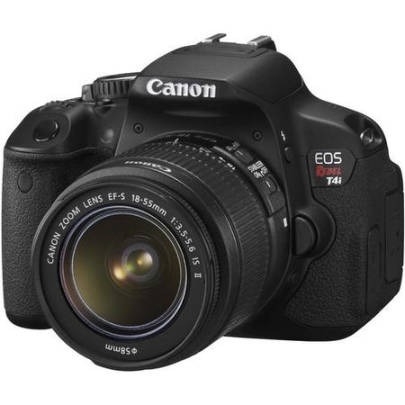 Câmera Digital Canon EOS Rebel T4i (650D), Lente EF-S 18-55mm F3.5-5.6 IS II