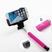 Bastao-de-Selfie-com-Disparador-Bluetooth-Universal-Rosa-Pink