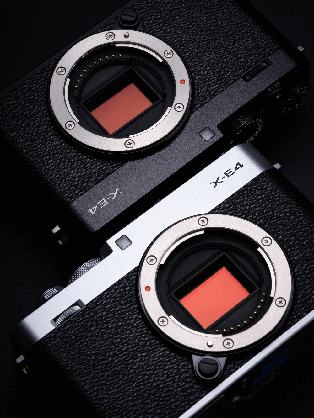 FUJIFILM X-E4 シルバー Mirrorless FujiFilm X-E4 4K Prata - eMania Foto e Video