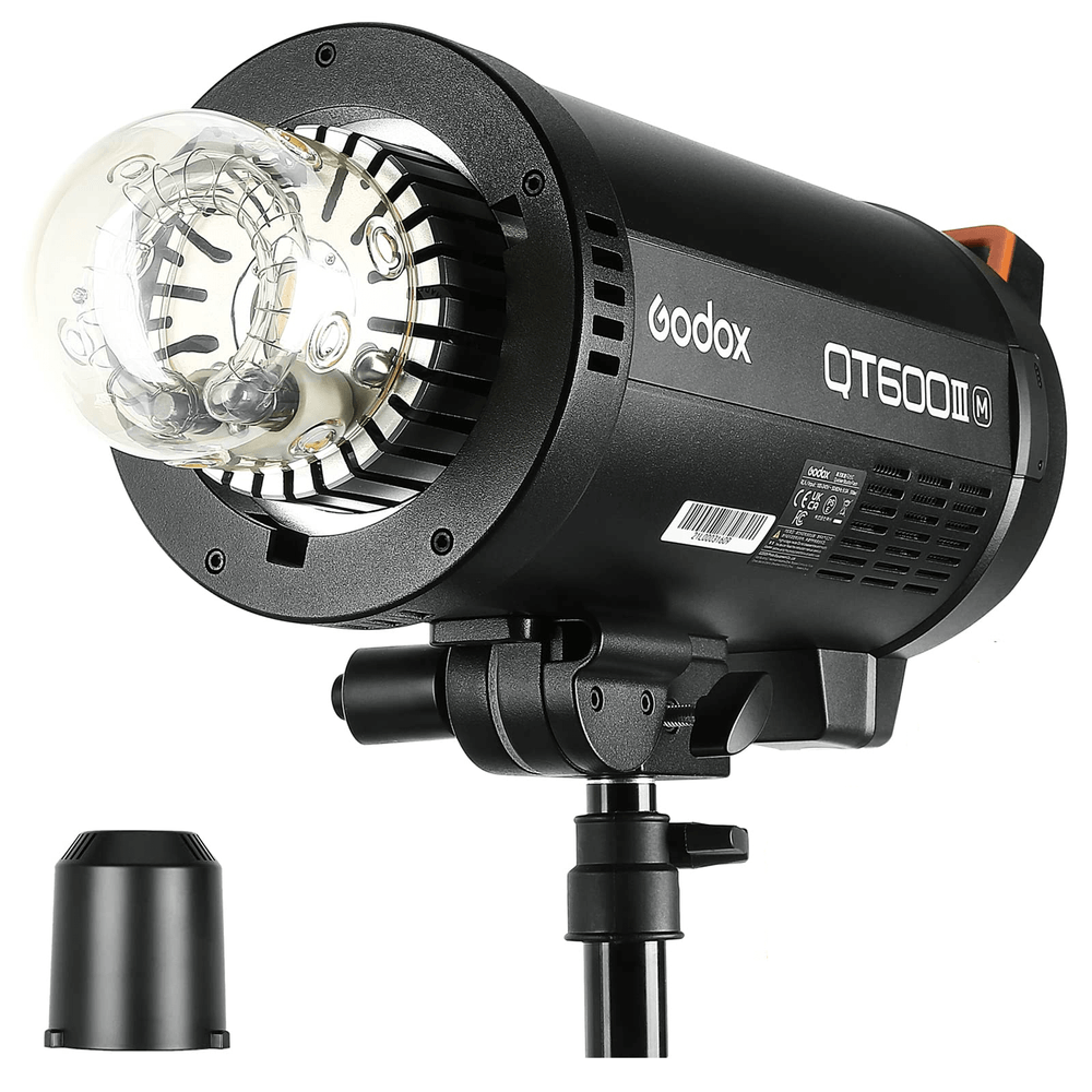 Flash-Estudio-Godox-QT600IIIM-Strobe-Studio-600Ws-HSS-Wireless-Bowens-S--Bivolt- Flash-Estudio-Godox-QT600IIIM-Strobe-Studio-600Ws-HSS-Wireless-Bowens-S--Bivolt-