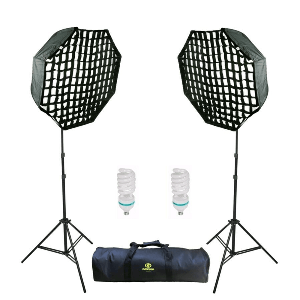 Kit-Iluminacao-Continua-Greika-Agata-III-2x-Octabox-60cm-com-Grid-Lampadas-150W-e-Tripes--220v- Kit-Iluminacao-Continua-Greika-Agata-III-2x-Octabox-60cm-com-Grid-Lampadas-150W-e-Tripes--220v-