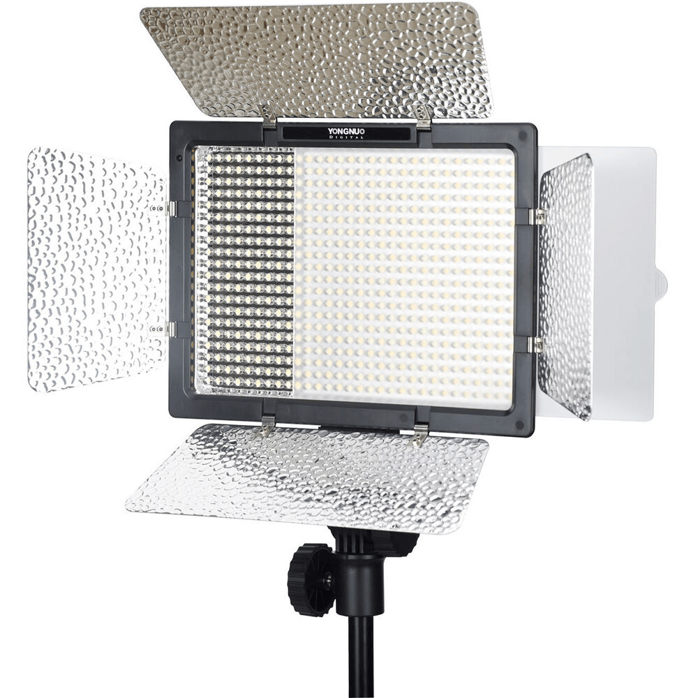 IluminadorYongnuo YN-600L II - eMania Foto e Video