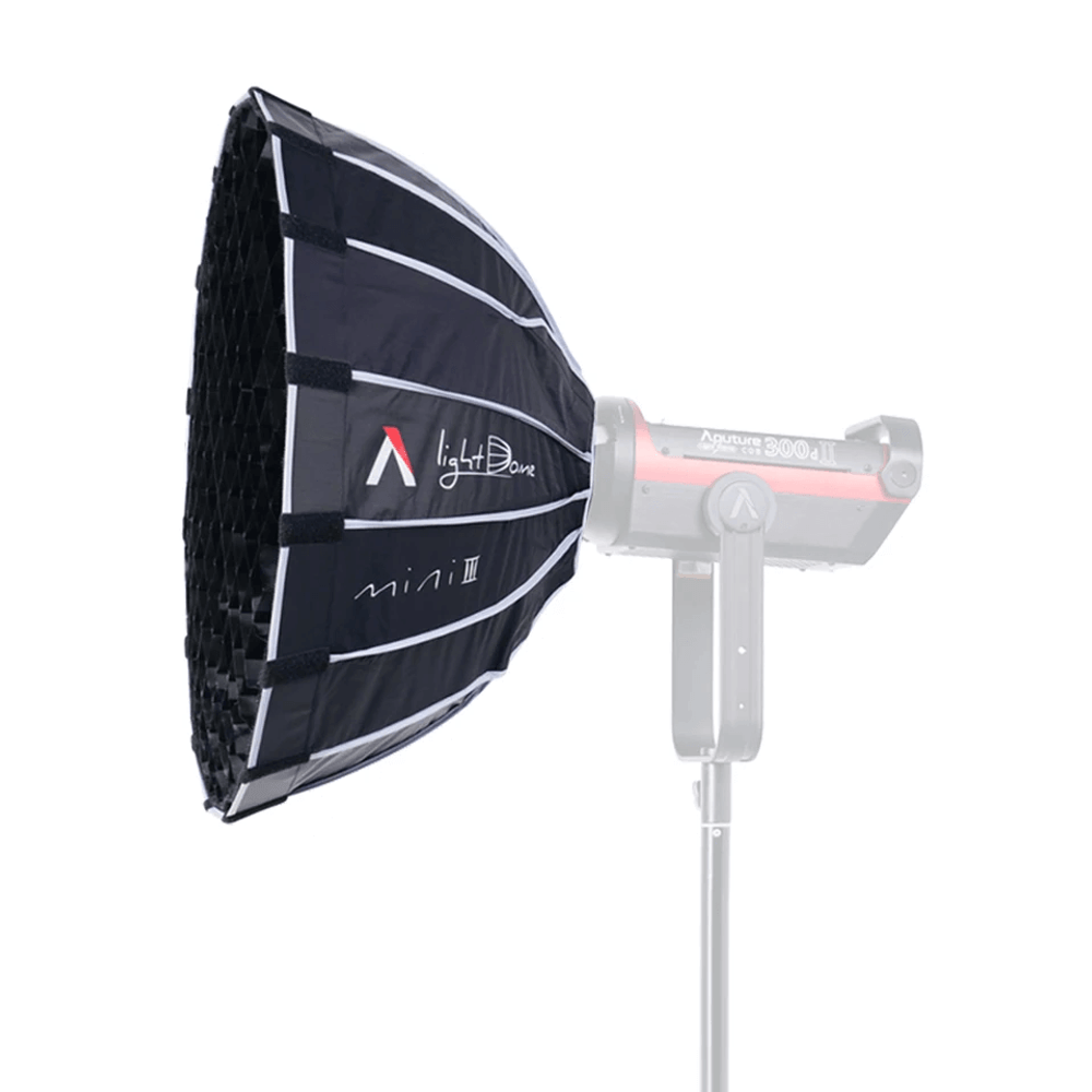 Softbox-Aputure-Light-Dome-Mini-III-Montagem-Bowens--60cm- Softbox-Aputure-Light-Dome-Mini-III-Montagem-Bowens--60cm-