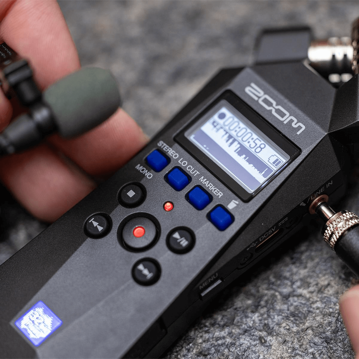 Gravador de Áudio Zoom H1essential - eMania Foto e Video