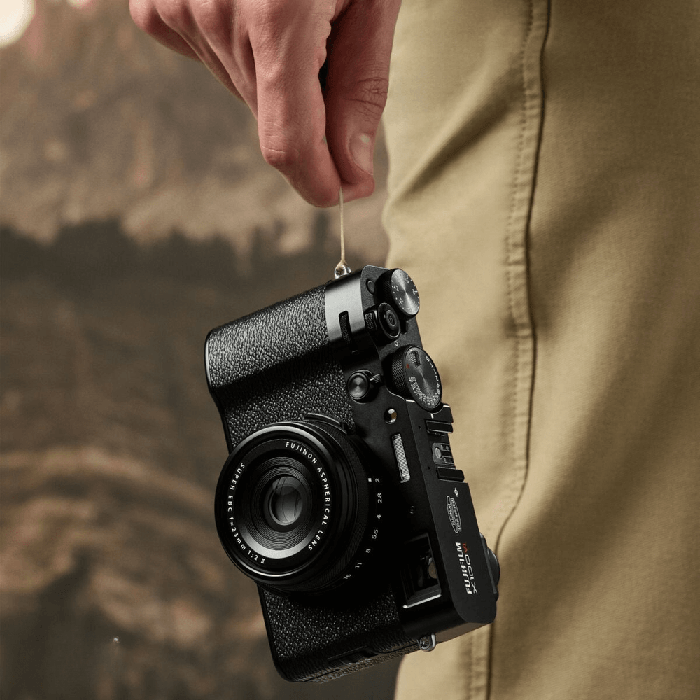 FujiFilm X100VI Lente 23mm Preta - WorldView