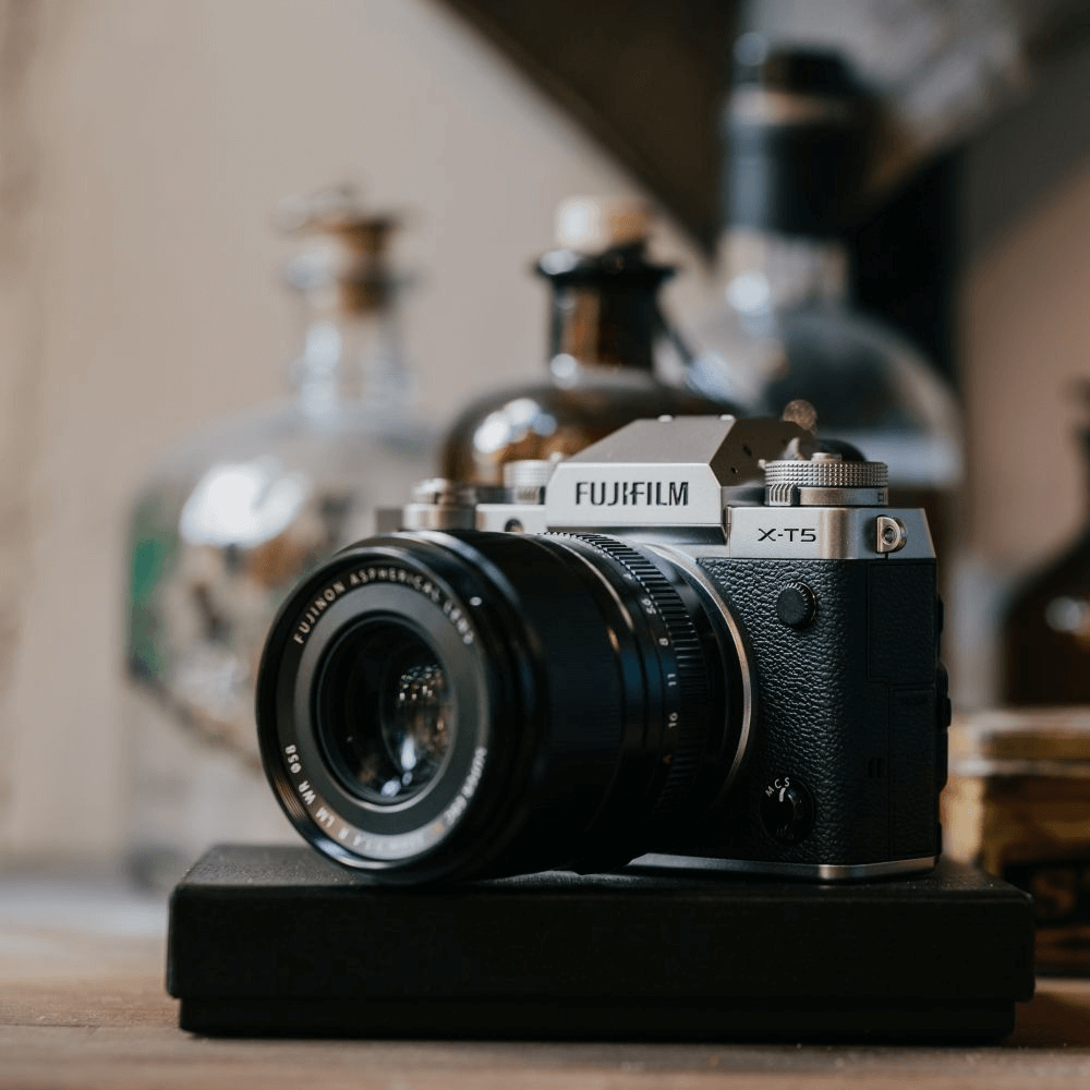 FujiFilm X-T5 Prata Lente XF 16-50mm - WorldView