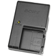 Carregador-Sony-BC-CS3-para-Bateria-NP-FT1-e-NP-FR1--Bivolt- Carregador-Sony-BC-CS3-para-Bateria-NP-FT1-e-NP-FR1--Bivolt-
